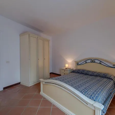 Charming Sea Sleeps 6in Shared Pool