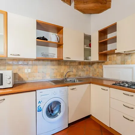 Apartment Charming Sea Sleeps 6in Shared Pool Punta de su Torrione