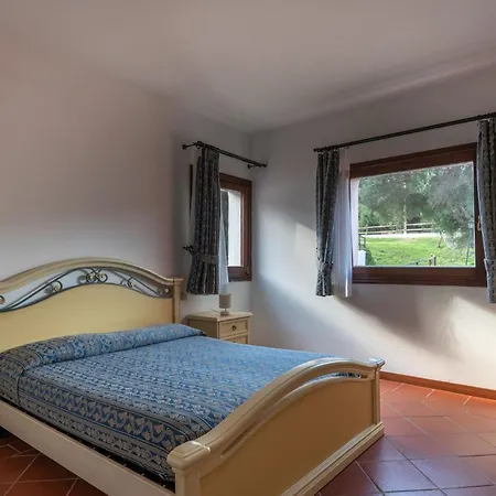 Charming Sea Sleeps 6in Shared Pool *