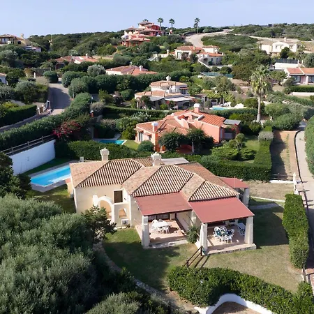 Charming Sea Sleeps 6in Shared Pool