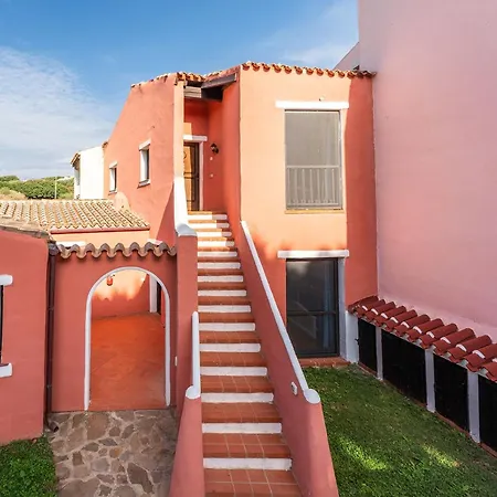 Charming Sea Sleeps 6in Shared Pool